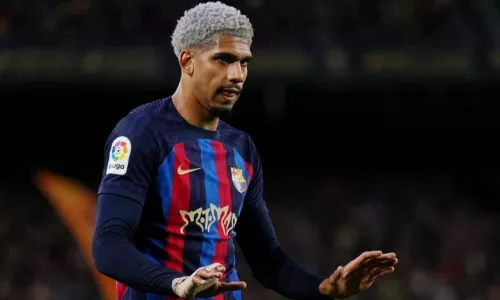 Барселона, Рональд Араухо