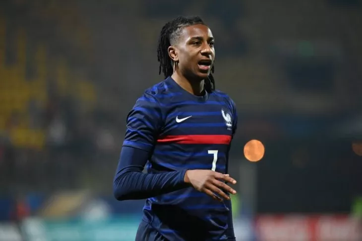 Франция – Азербайджан: когда шансов нет даже перед посадкой в самолет