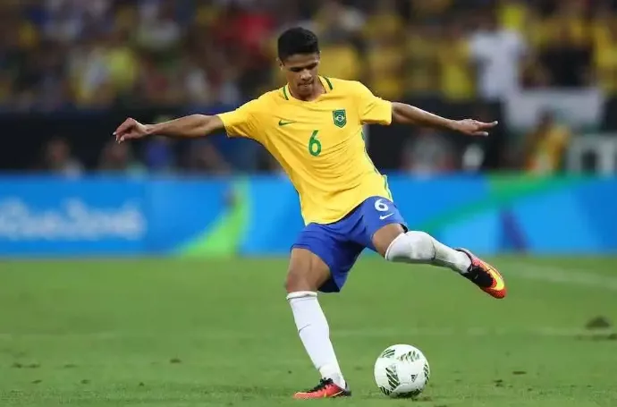 Сборная Бразилии, Дуглас Сантос