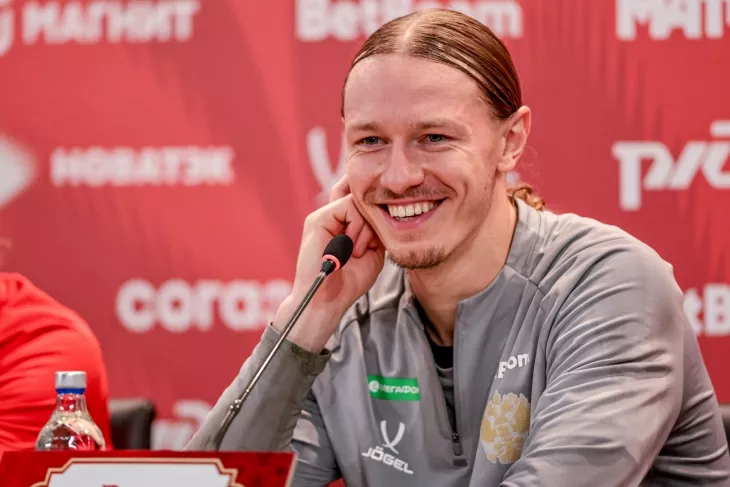 ПСЖ, Матвей Сафонов