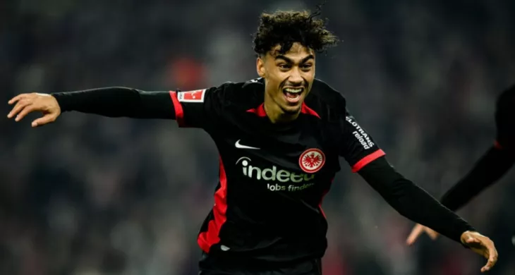 Арсенал, Айнтрахт