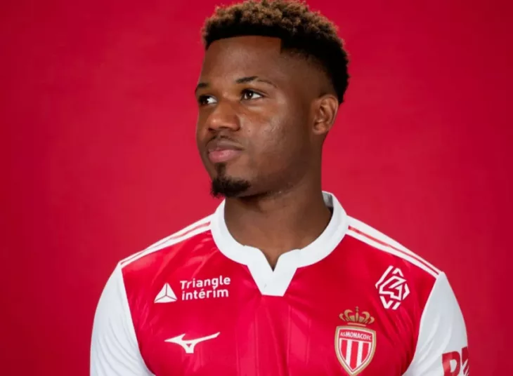 Ньюкасл, Кристал Пэлас