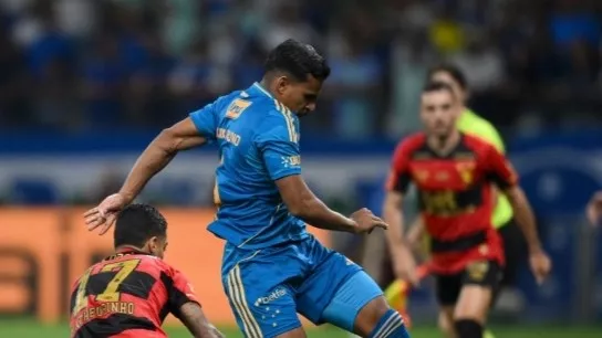 ФК Зенит, Крузейро