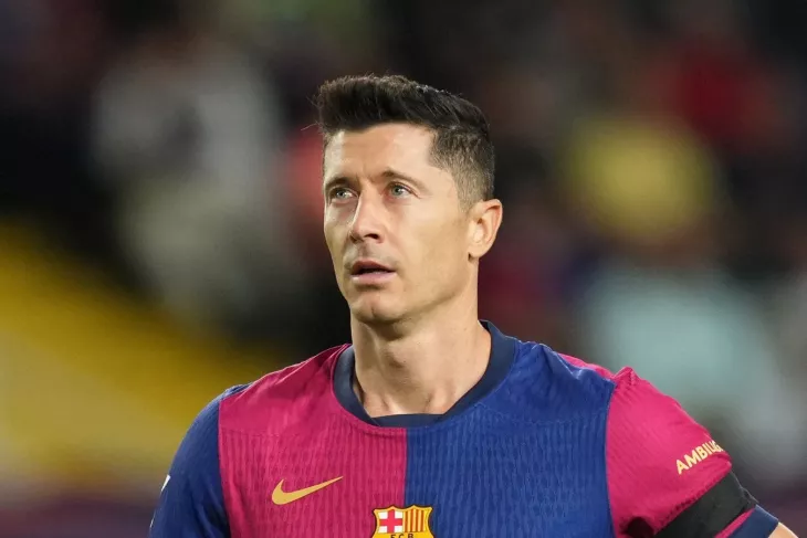 Барселона, Роберт Левандовски