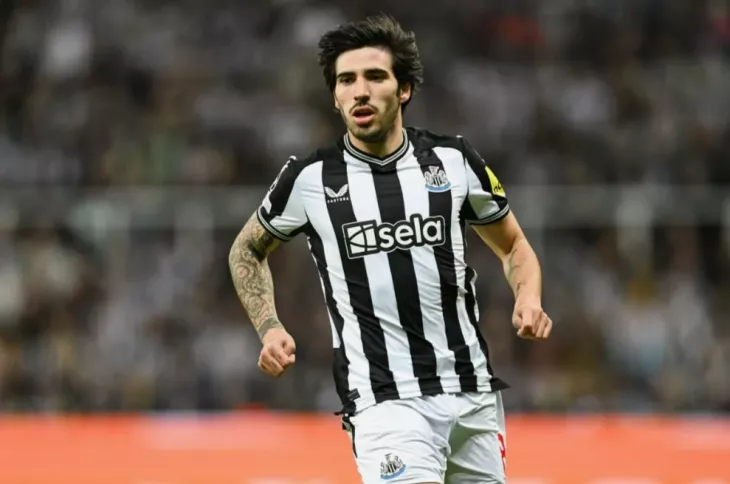 Ювентус, Ньюкасл