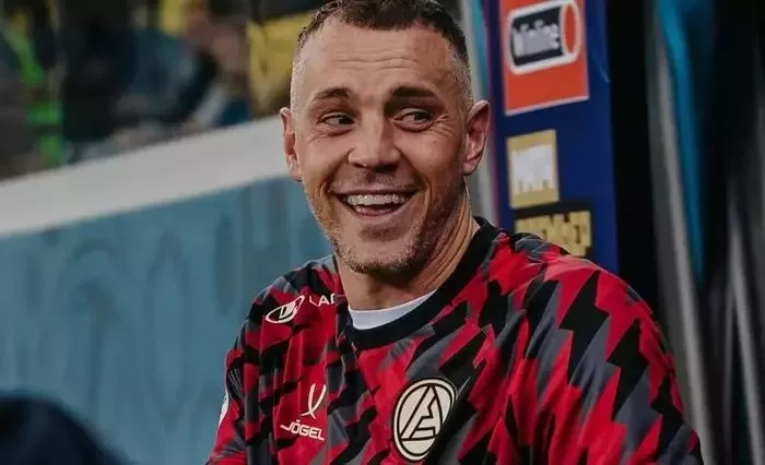 ФК Акрон, Артём Дзюба