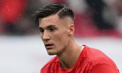 Манчестер Юнайтед, Беньямин Шешко