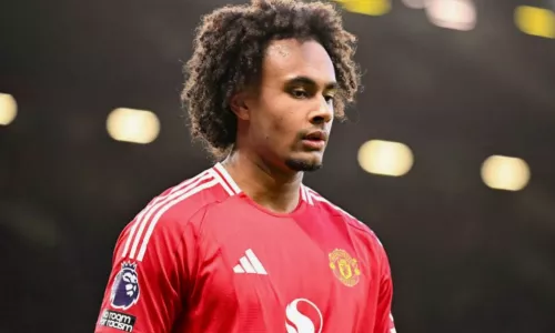 Манчестер Юнайтед, Комо