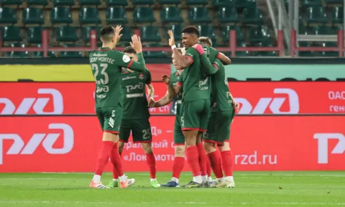 ФК Локомотив Москва, Дмитрий Сенников