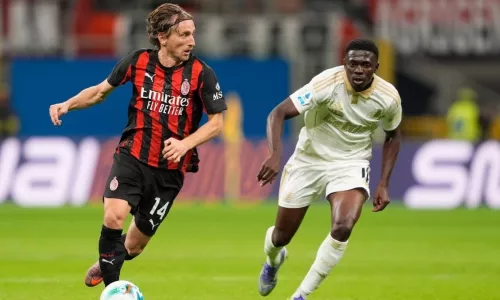 Милан, Пиза