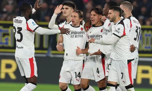 Милан, Аталанта