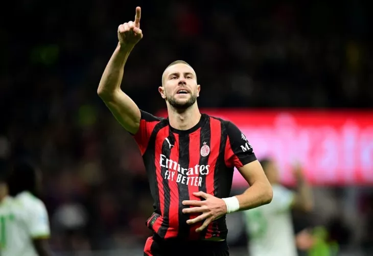 Милан, Рома