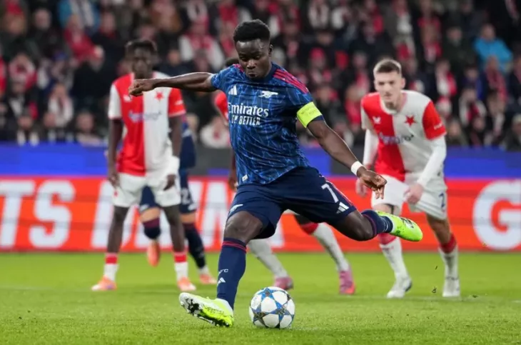 Арсенал, Славия