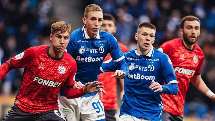 ФК Динамо Москва, ФК Акрон