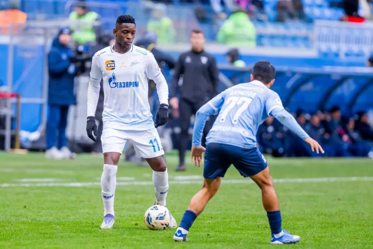 ФК Зенит, ФК Крылья Советов