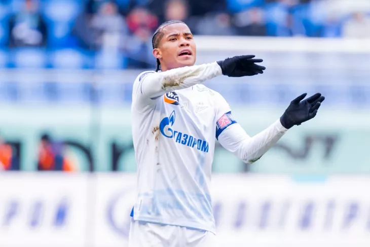 ФК Зенит, ФК Крылья Советов