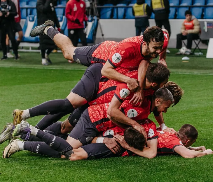 ФК Спартак Москва, ФК Ахмат