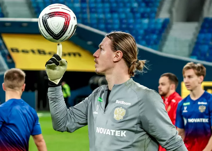 Валерий Карпин, Матвей Сафонов