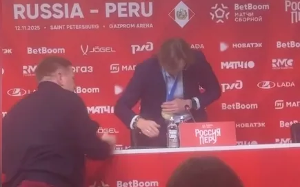 Валерий Карпин, Сборная Перу