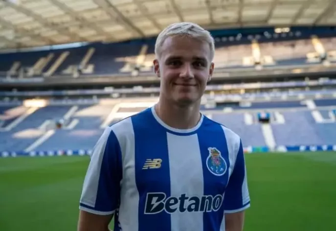 Манчестер Юнайтед, Атлетико