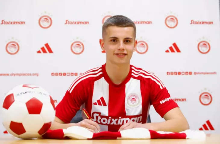 Олимпиакос, Наполи