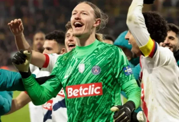 Матвей Сафонов