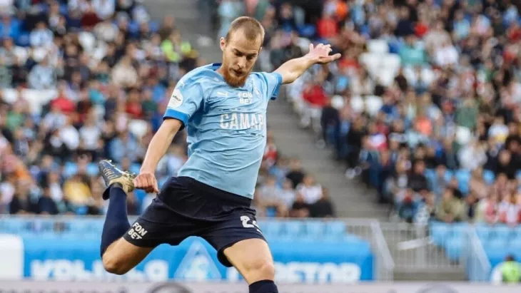 ФК Крылья Советов, Роман Евгеньев