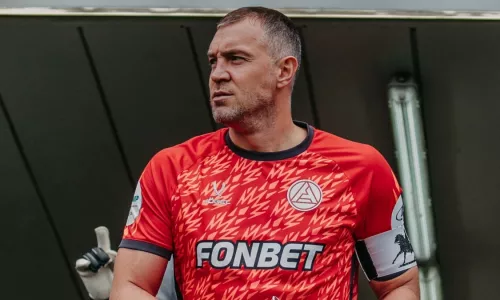 ФК Акрон, Артём Дзюба