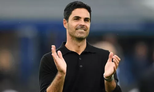 Арсенал, Славия