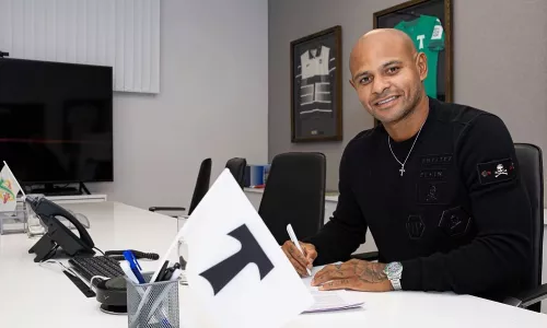 ФК Спартак Москва, Ари