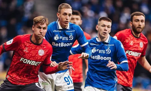 ФК Динамо Москва, ФК Акрон