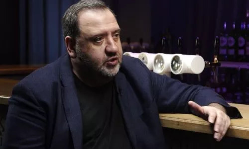 Тимур Гурцкая, Валерий Карпин