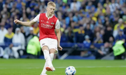 АЗ Алкмаар, Ньюкасл