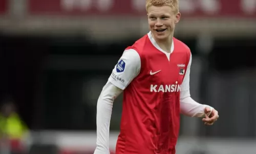 АЗ Алкмаар, Манчестер Юнайтед