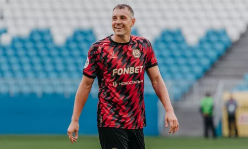 ФК Акрон, Артём Дзюба