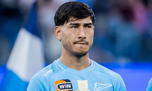 ФК Зенит, Ривер Плейт