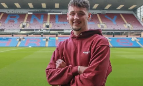 Астон Вилла, Манчестер Юнайтед