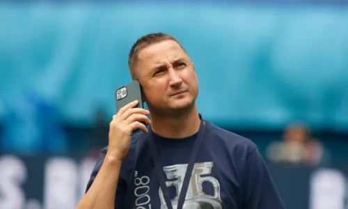 Владимир Быстров, Дик Адвокаат