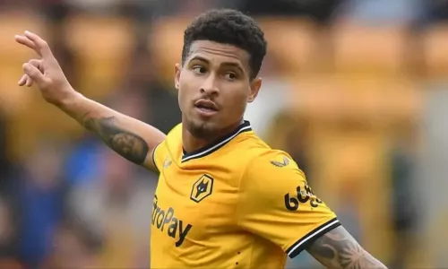 Манчестер Юнайтед, Вулверхэмптон