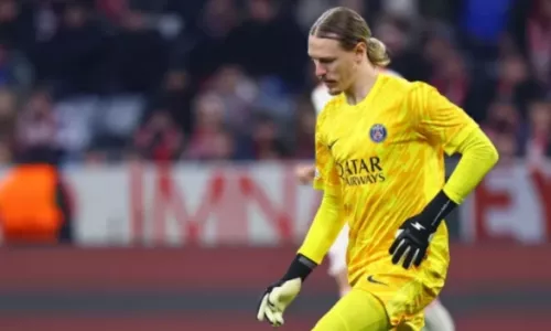 ПСЖ, Матвей Сафонов