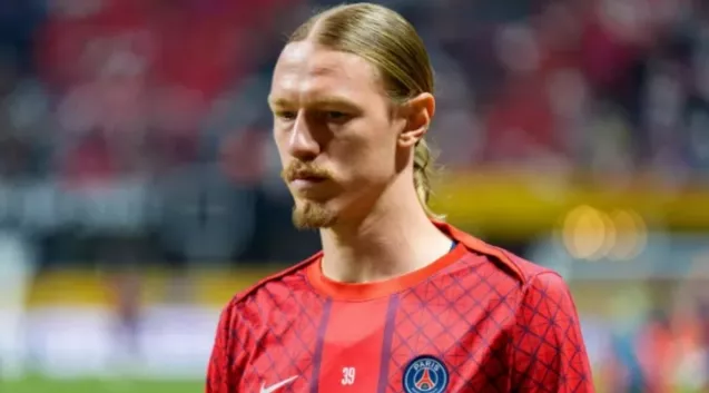 ПСЖ, Матвей Сафонов