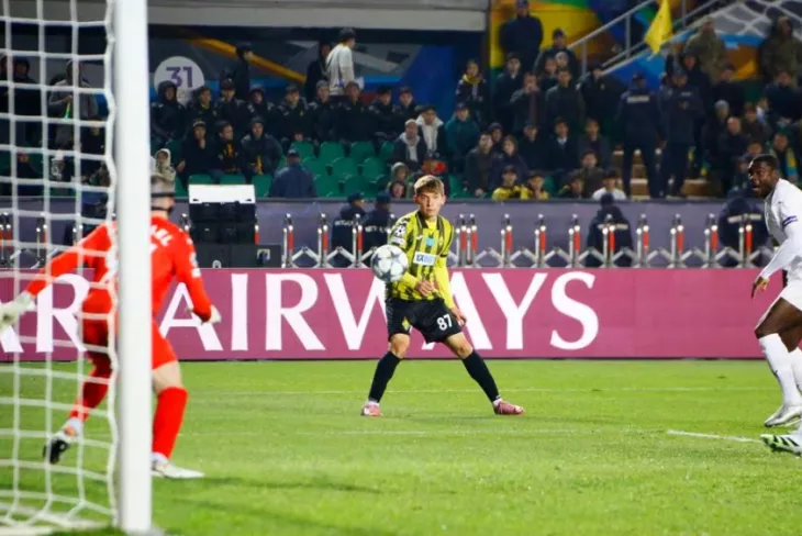 Кайрат, Олимпиакос