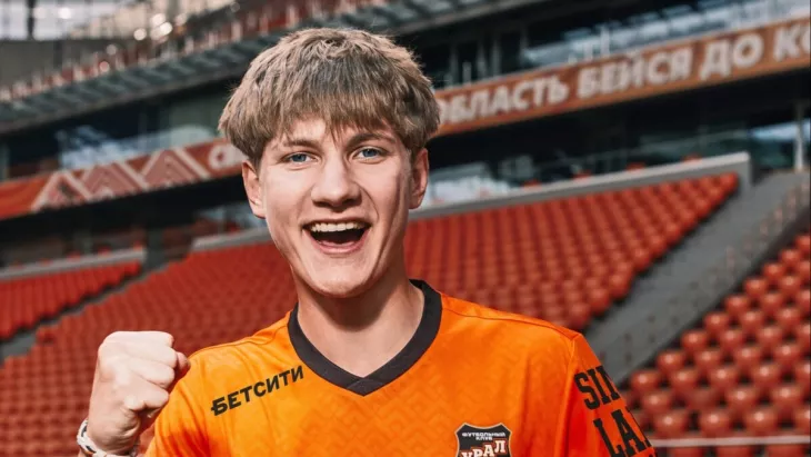 ПФК ЦСКА, ФК Урал