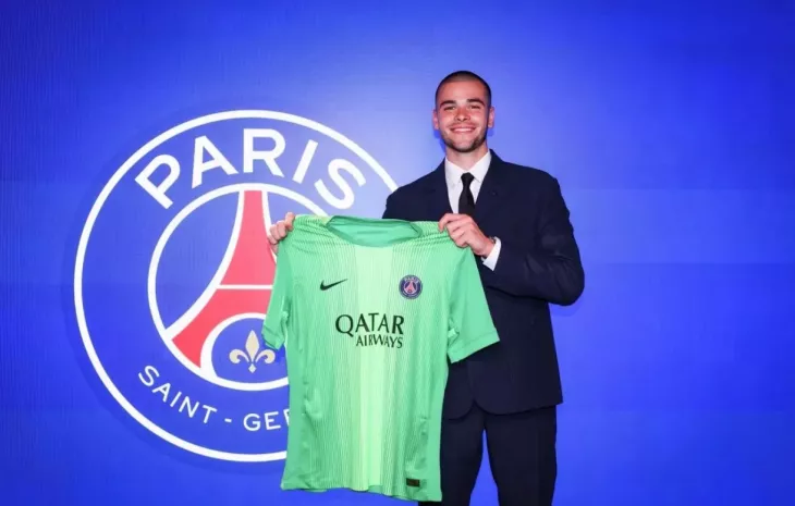 ПСЖ, Матвей Сафонов