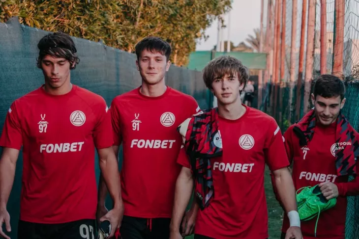 ФК Акрон, Артём Дзюба