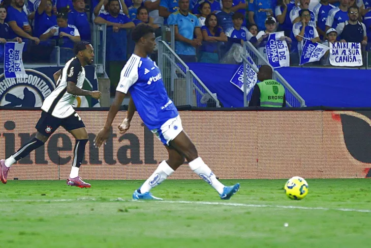 ФК Зенит, Крузейро