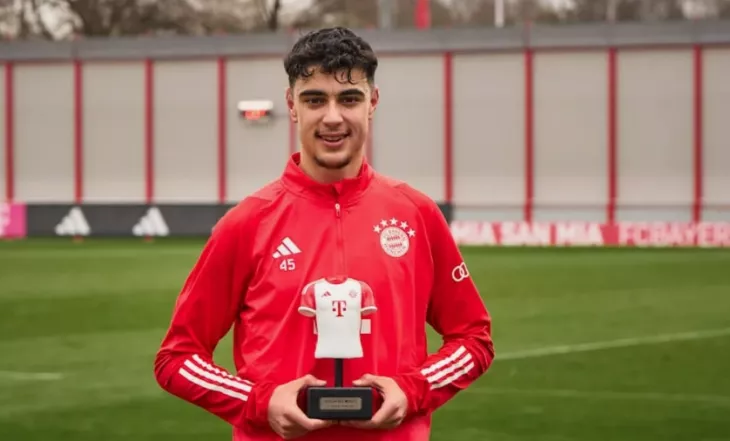 Бавария, Манчестер Сити