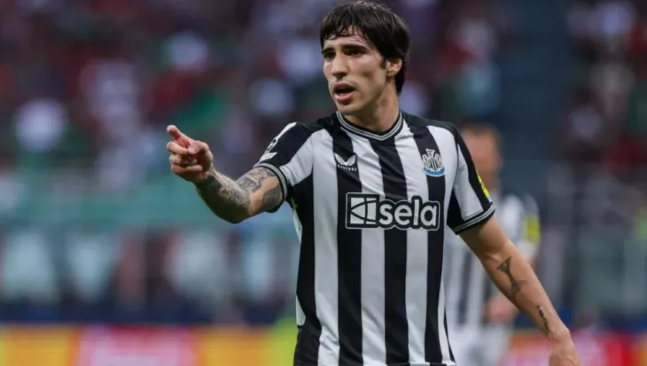 Ювентус, Ньюкасл