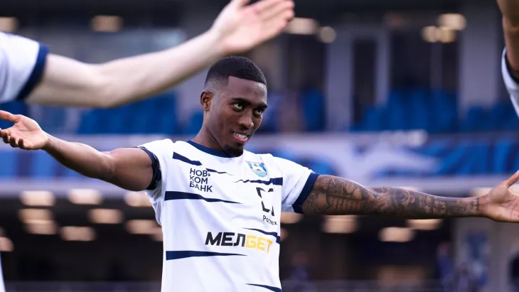 ФК Балтика, ПАОК