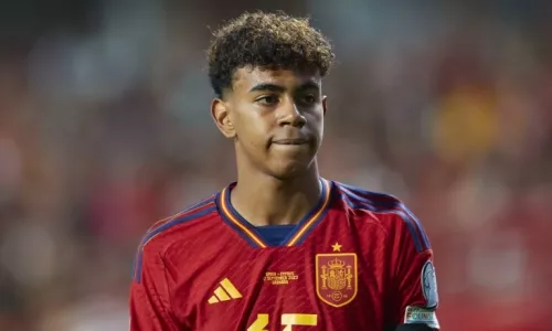 Барселона, Ламин Ямаль